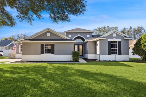 Photo of 1016 Parkside Pointe Boulevard, Apopka, FL 32712 (MLS # O6352077)
