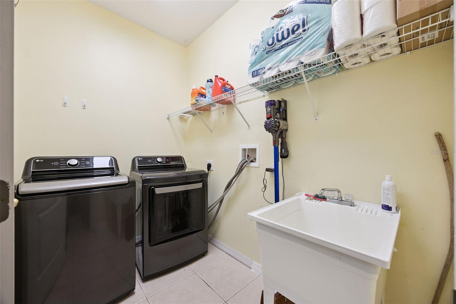 PARKSIDE AT ERROL ESTATES SUB - Residential