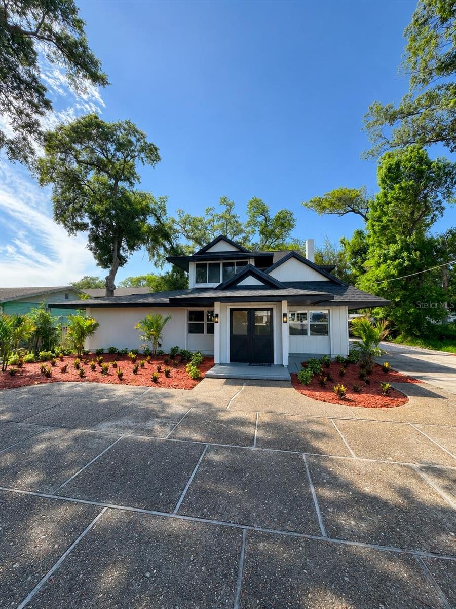 332 BIG TREE ROAD