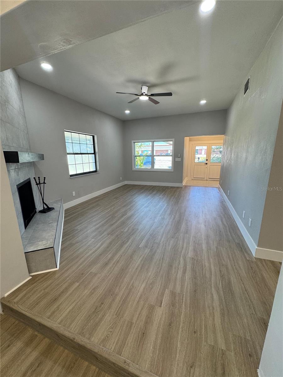 BLAKE - Residential