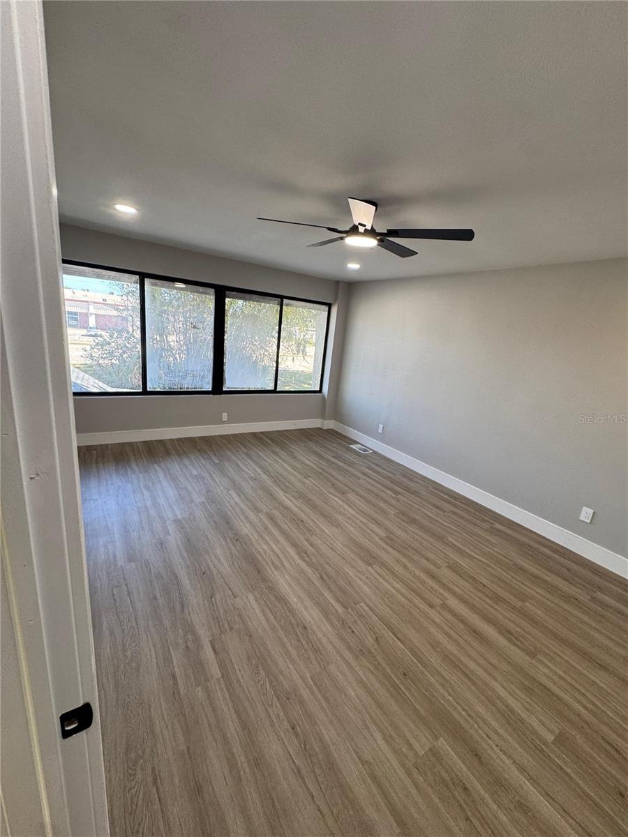 BLAKE - Residential