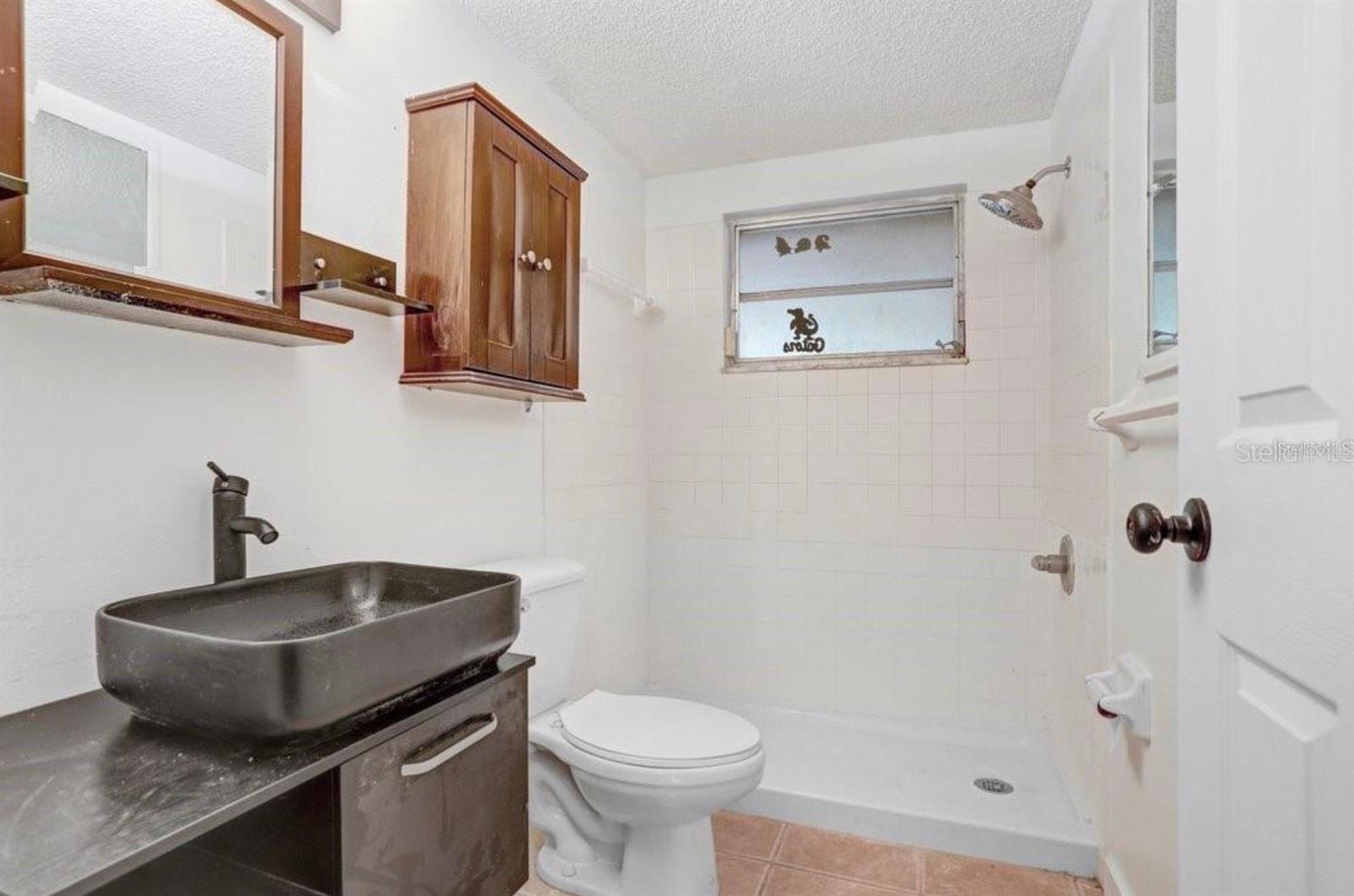 BAY PARK ESTATES - Residential Lease