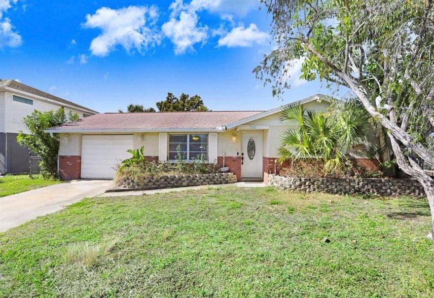 Welcome to this charming three-bed, two-bath single-family home in Port Richey, FL! Built in 1976, this cozy property features modern amenities, including a refrigerator, microwave, oven, central AC/Heat, and tile flooring. Enjoy the convenience of garage parking, RV or extra truck parking, washer & dryer access in the garage, with water & garbage/sewage included. Enjoy breathtaking water views from your backyard with no rear neighbors, with an additional 500+ sq ft enclosed patio. Pets welcome! Don't miss out on this gem for $1850/month. Schedule a viewing today!