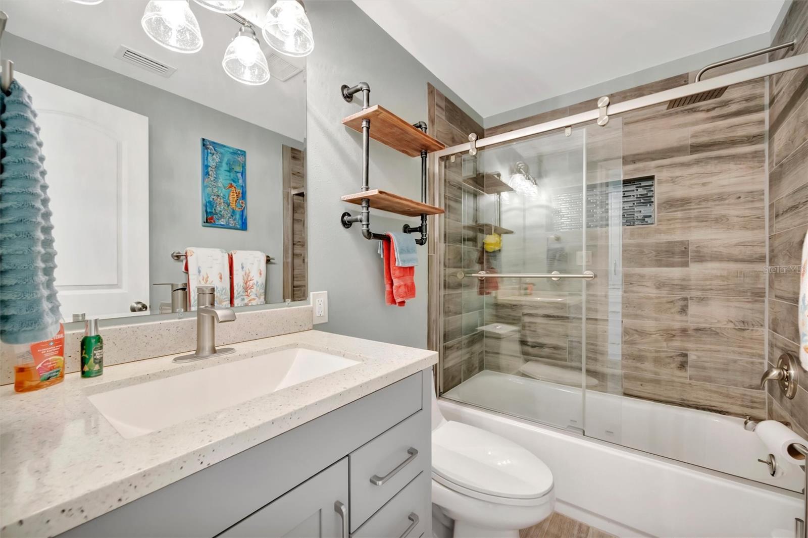 PALMA SOLA HARBOUR SEC 4 - Residential