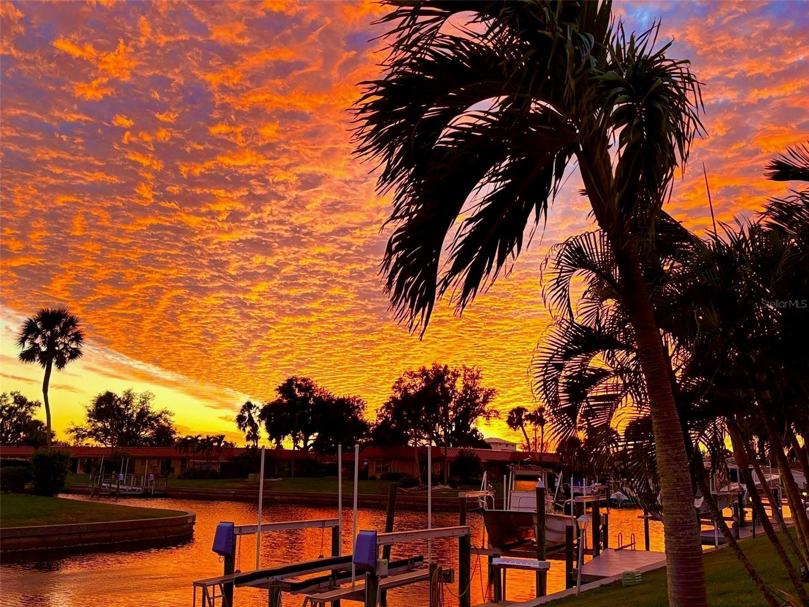 PALMA SOLA HARBOUR SEC 4 - Residential