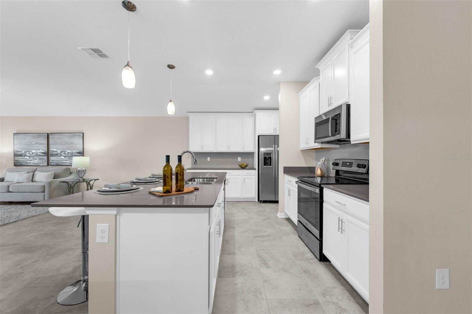 STONEYBROOK HILLS - Residential