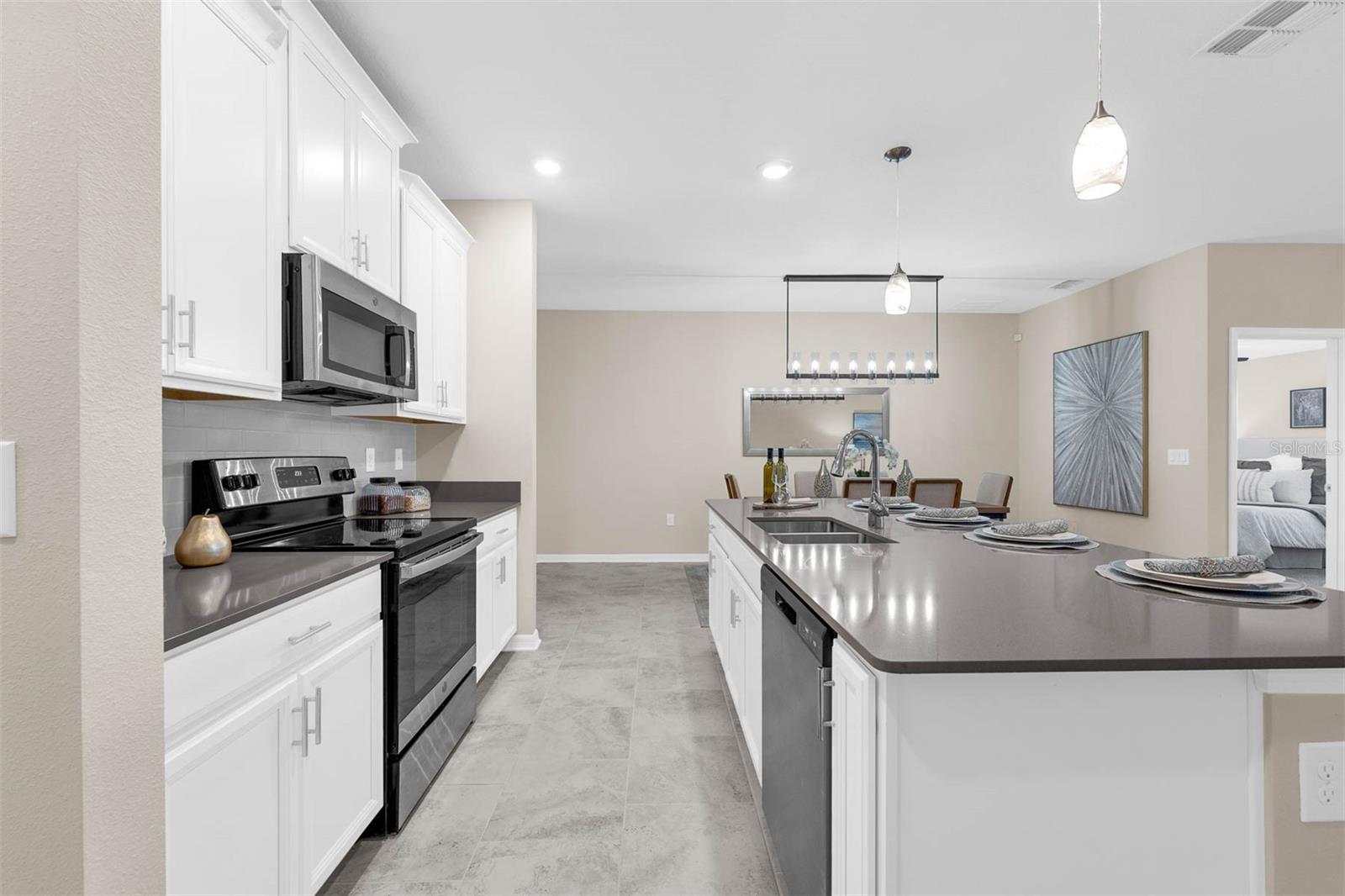 STONEYBROOK HILLS - Residential