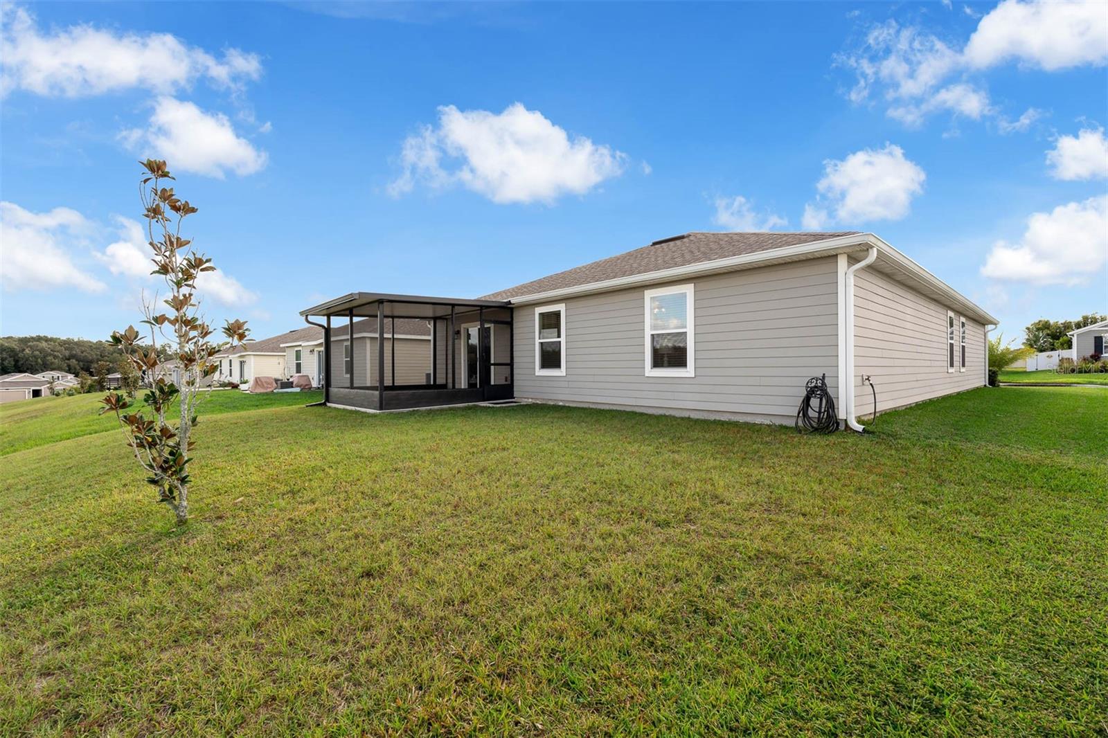 STONEYBROOK HILLS - Residential