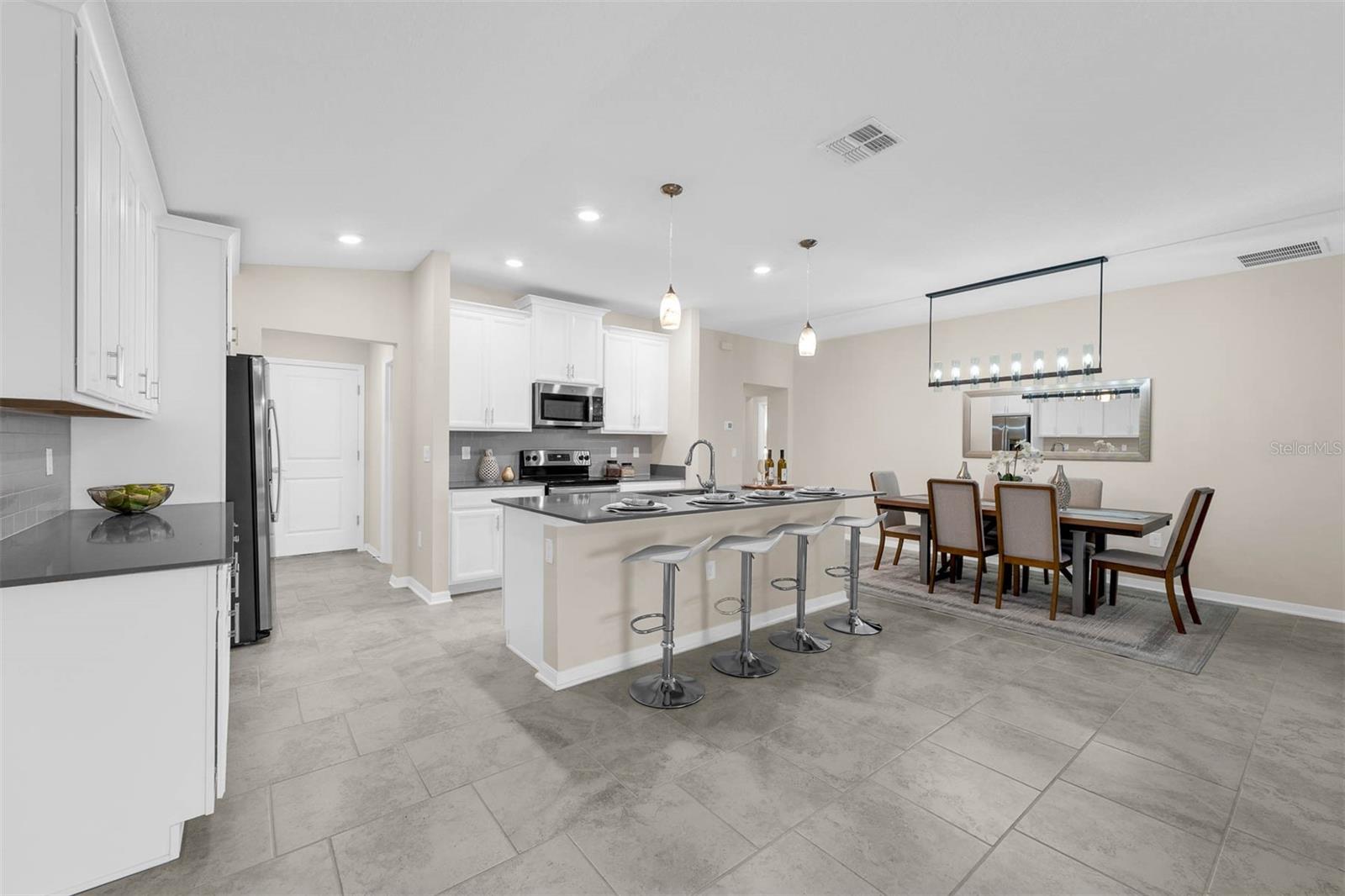 5120 TANZANITE DRIVE