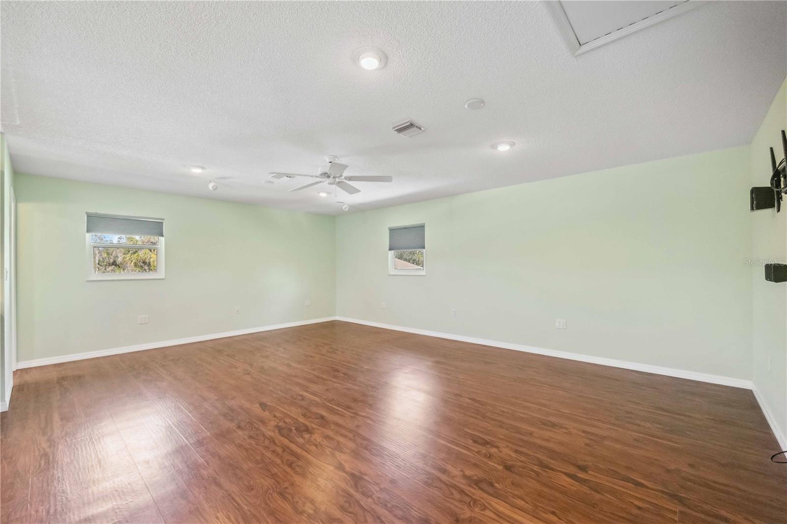 MANASOTA LAND & TIMBER CO - Residential
