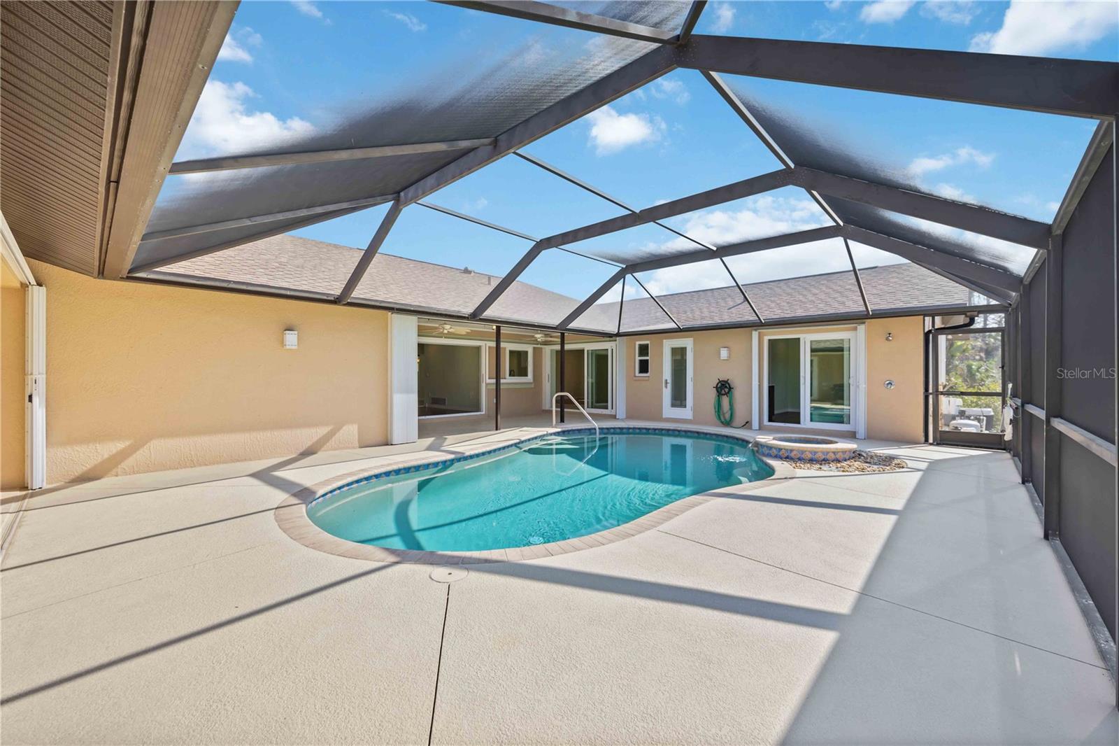 MANASOTA LAND & TIMBER CO - Residential