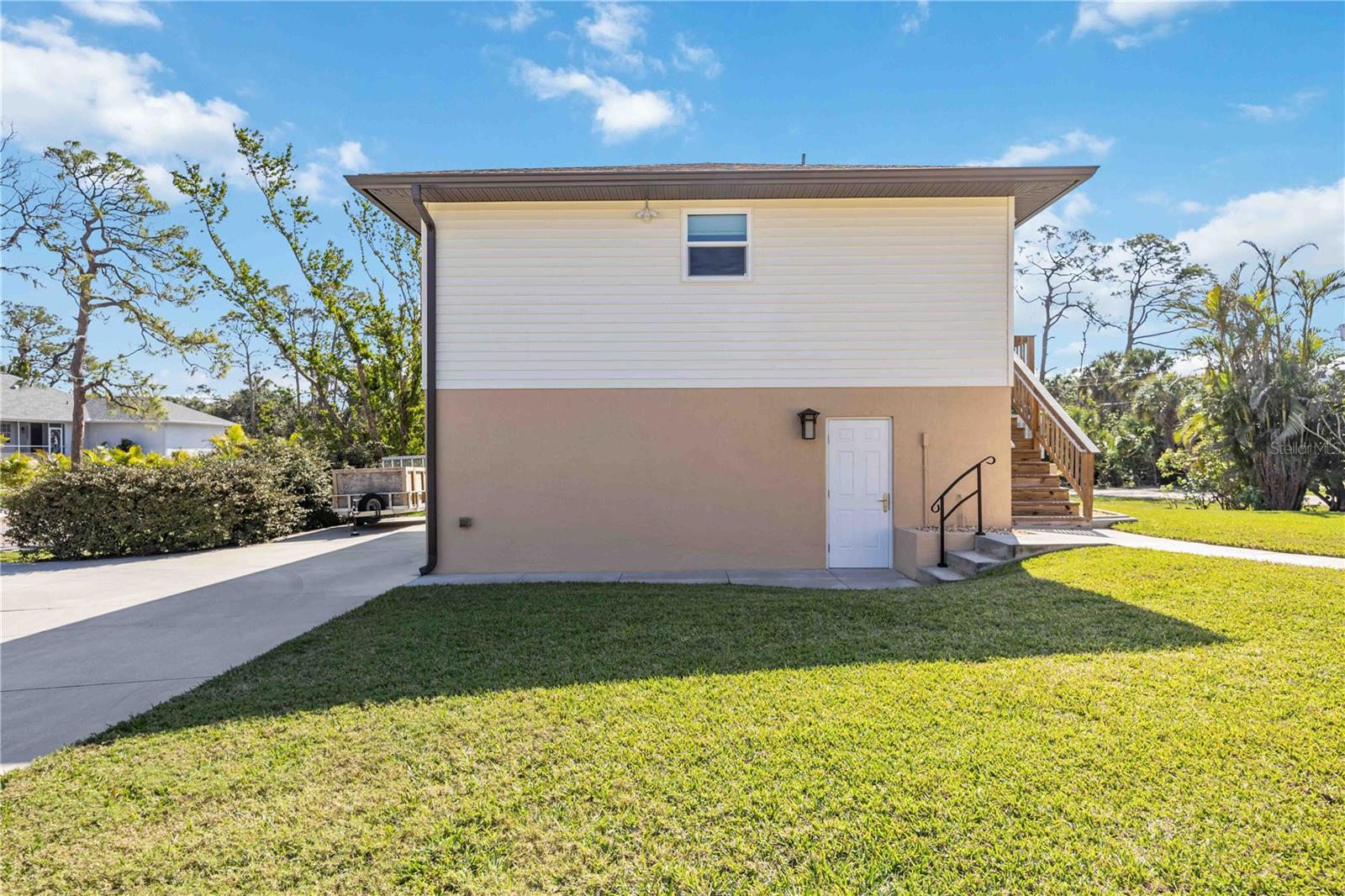 MANASOTA LAND & TIMBER CO - Residential