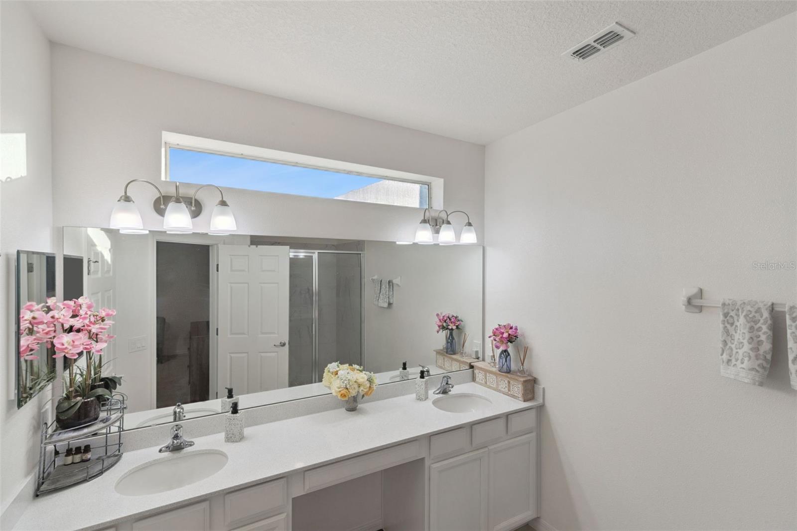 HARBOR SHORES - Residential