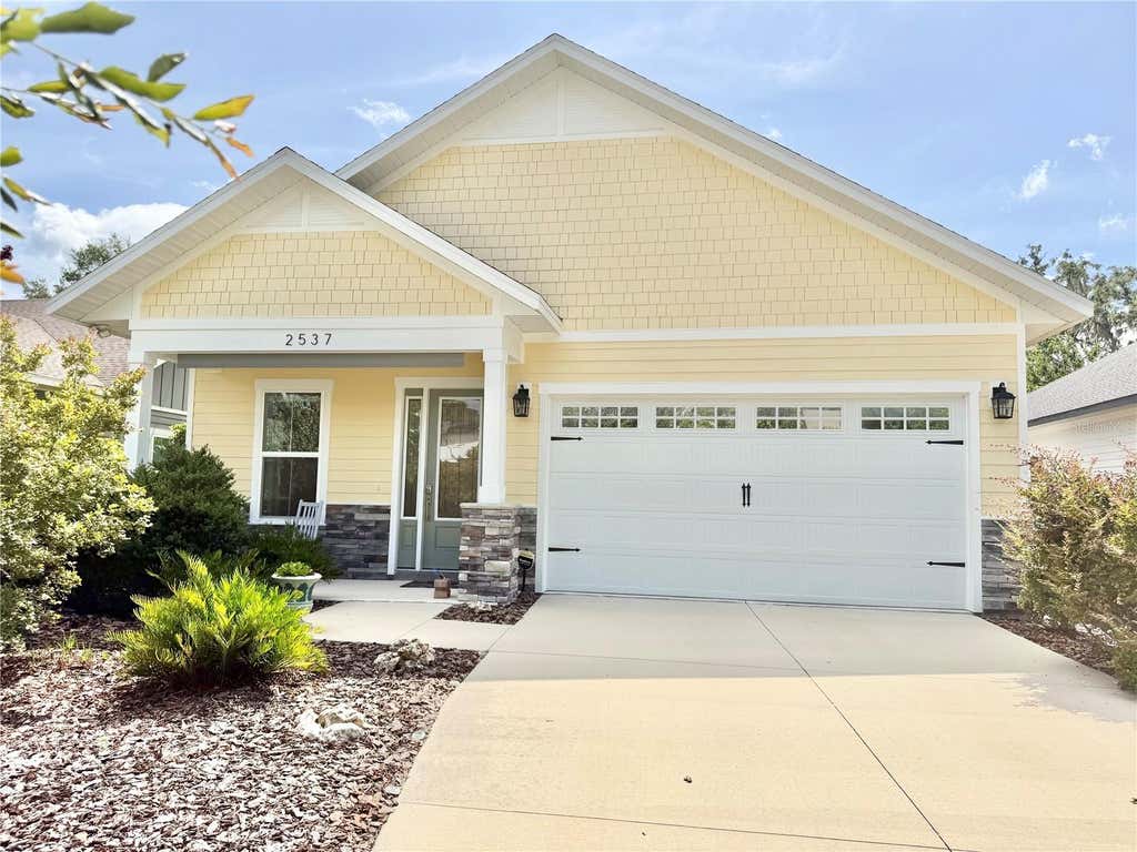 Photo of 2537 NW 48th Terrace, Gainesville, FL 32606 (MLS # GC542165)