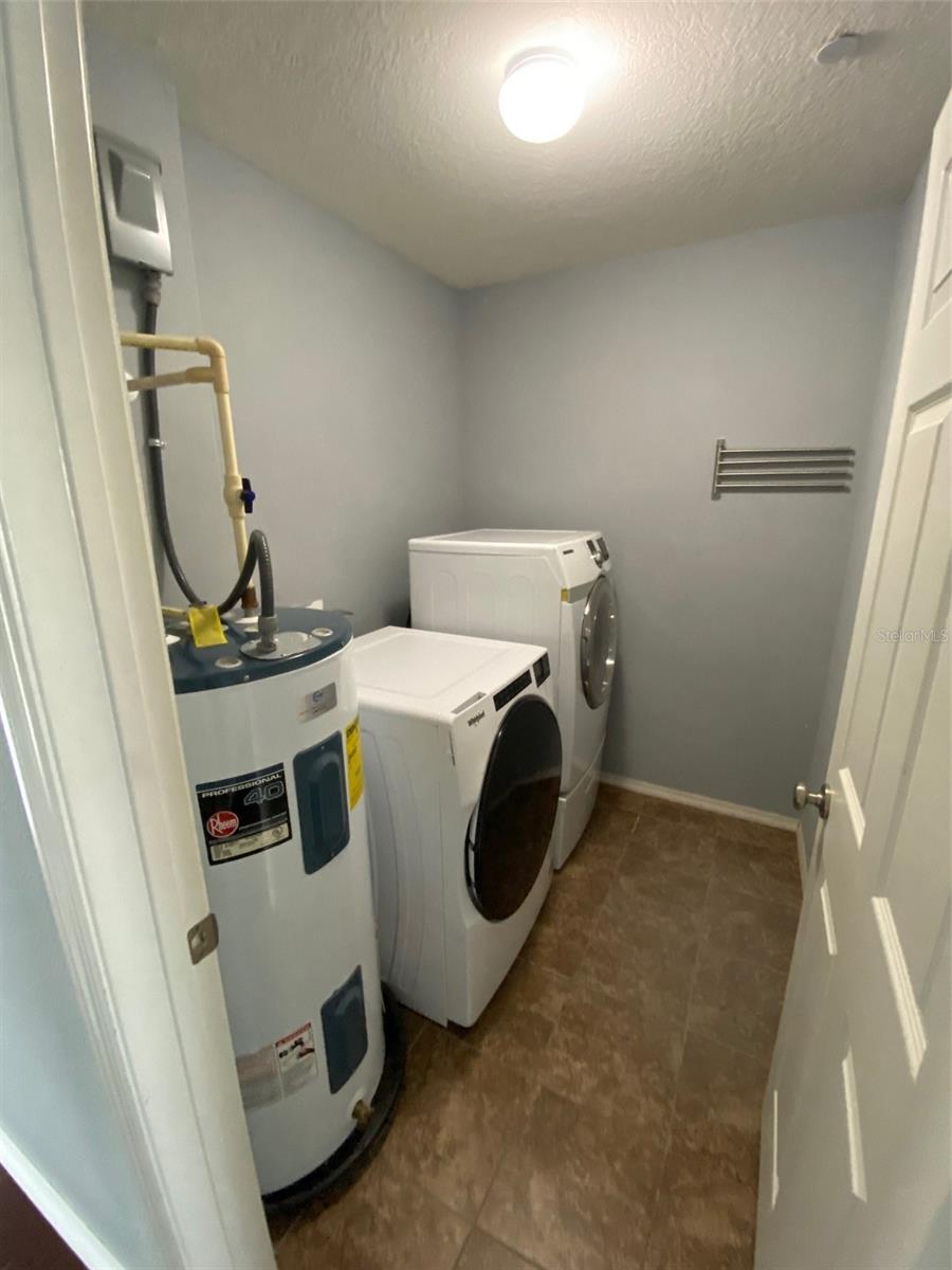 WILLOWBROOK A CONDO PH 7 OR2332/4825 - Residential