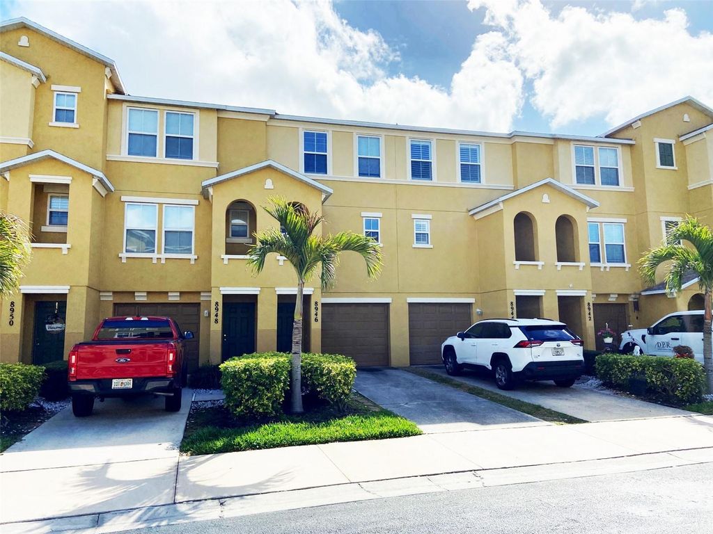 Photo of 8946 White Sage Loop, Lakewood Ranch, FL 34202 (MLS # A4684891)