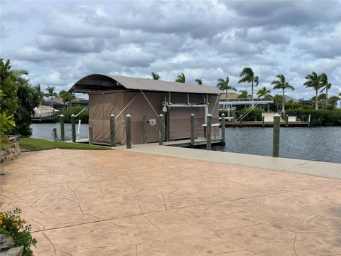 A home in PORT CHARLOTTE