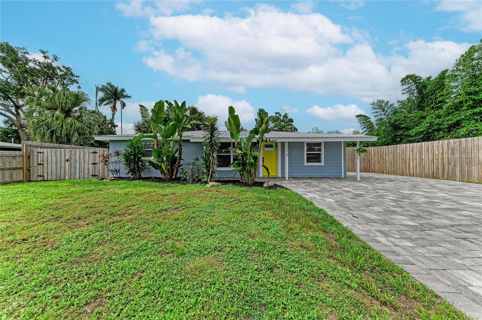 3138 WILLIAMSBURG STREET