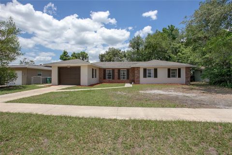 2842 ENGLISH DRIVE DELTONA FL 32738