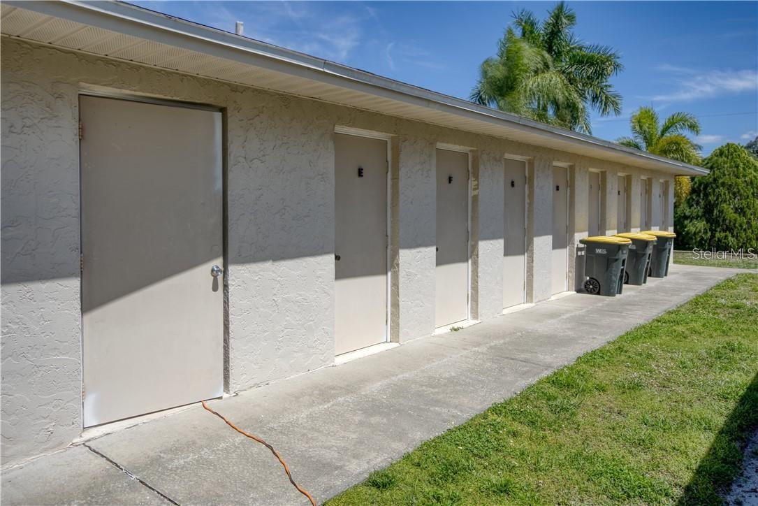 KINGS COURT VILLAS BLDG 01 - Residential