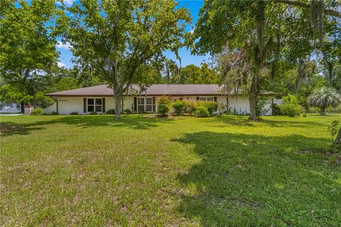 A home in DUNNELLON