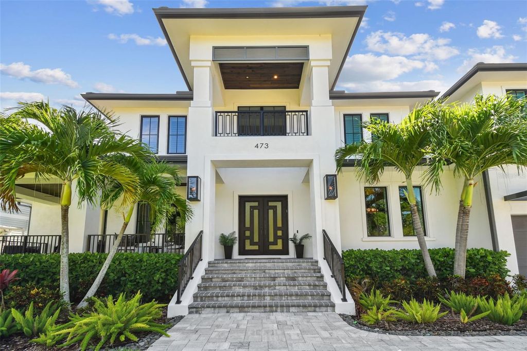 Photo of 473 Severn Avenue, Tampa, FL 33606 (MLS # TB8416148)