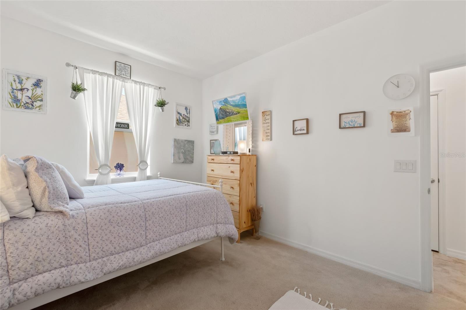 CASCADES/GRVLAND-PH 6 - Residential