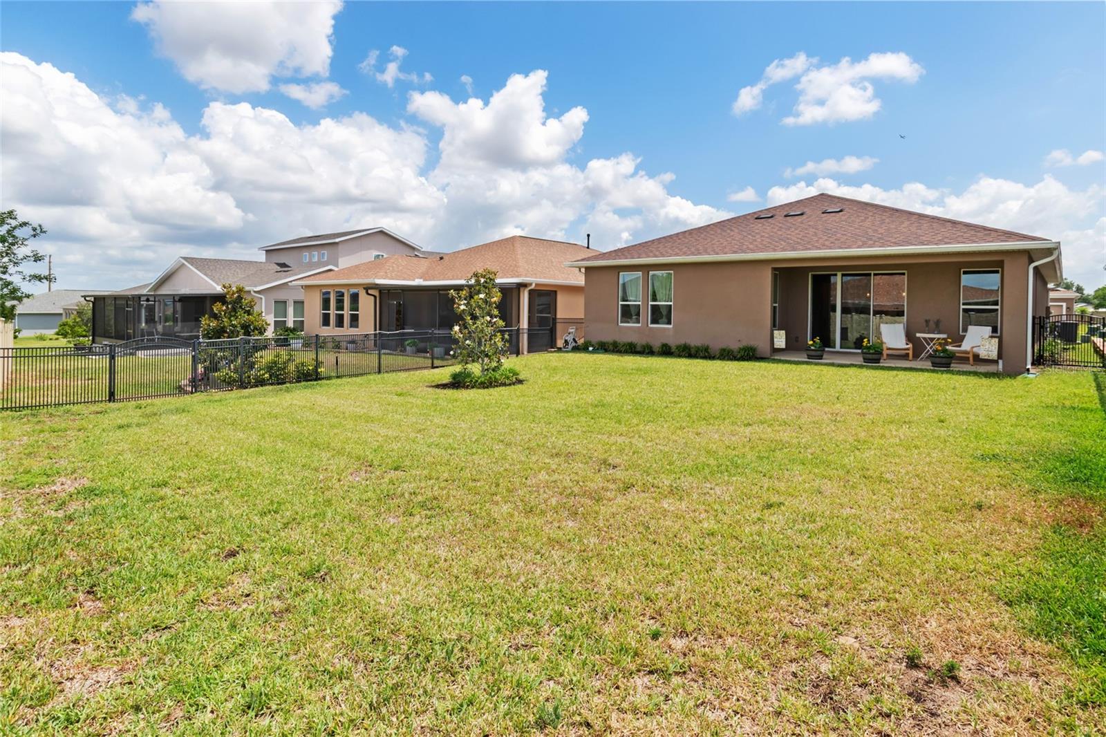 CASCADES/GRVLAND-PH 6 - Residential