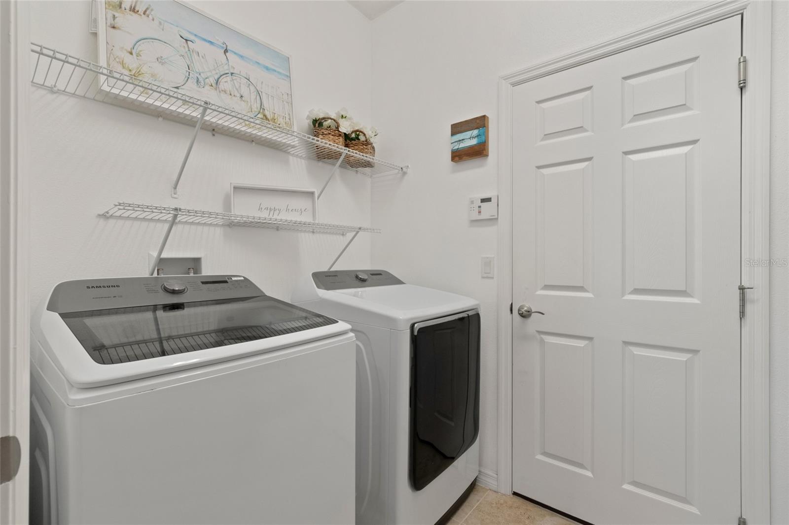 CASCADES/GRVLAND-PH 6 - Residential