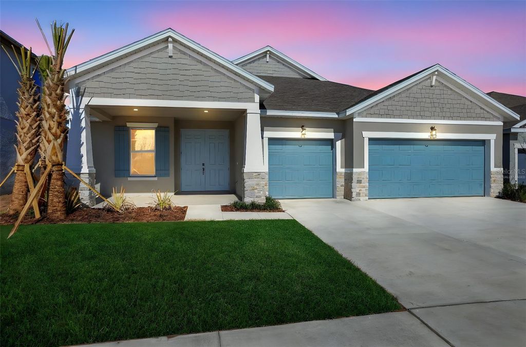 Photo of 17429 Valleywood Parkway, Land O Lakes, FL 34638 (MLS # G5105777)