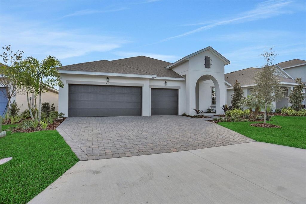 Photo of 17429 Valleywood Parkway, Land O Lakes, FL 34638 (MLS # G5105777)