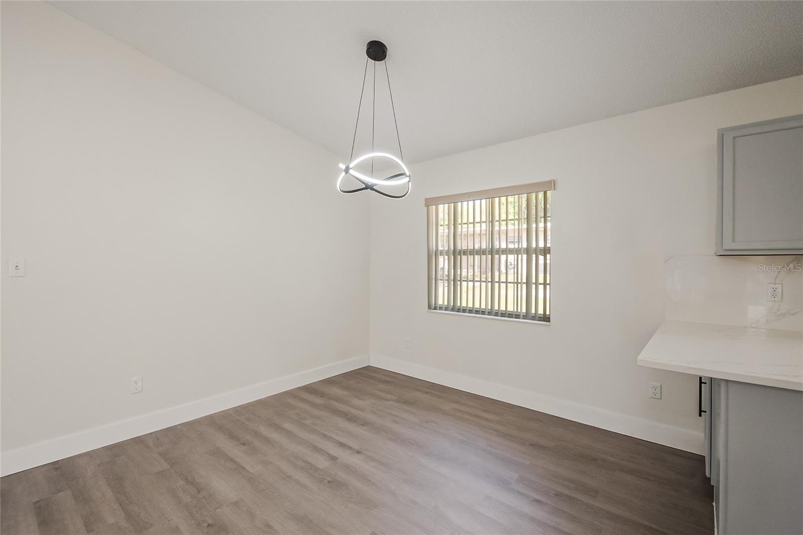 LEESBURG JACKSONS ADD NEWTOWN - Residential