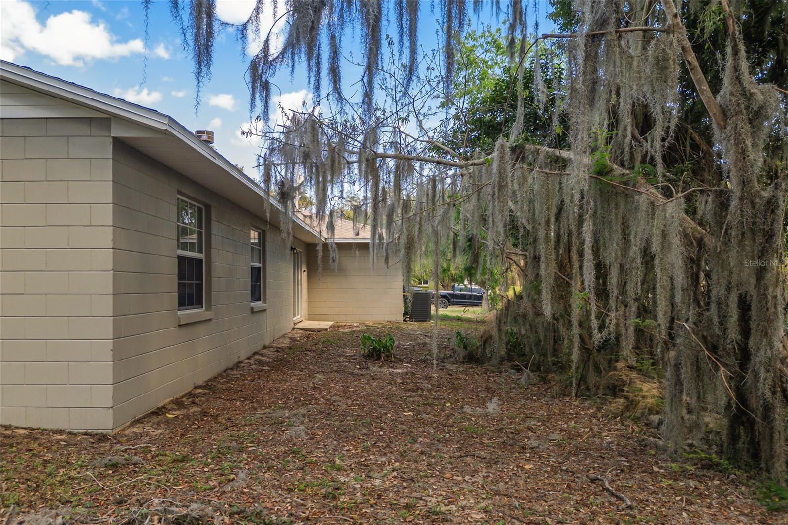 LEESBURG JACKSONS ADD NEWTOWN - Residential