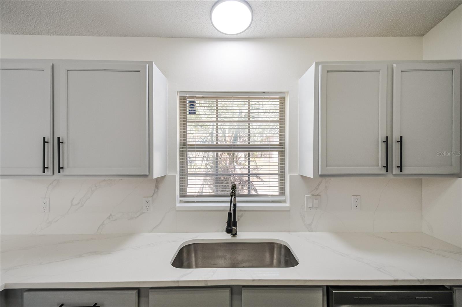 LEESBURG JACKSONS ADD NEWTOWN - Residential