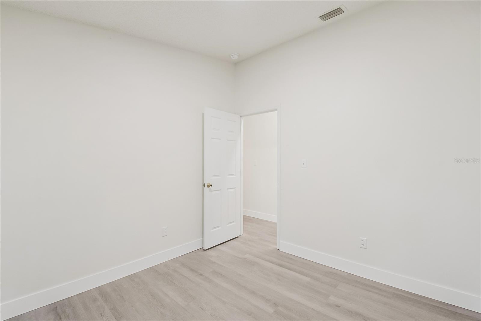 LEESBURG JACKSONS ADD NEWTOWN - Residential