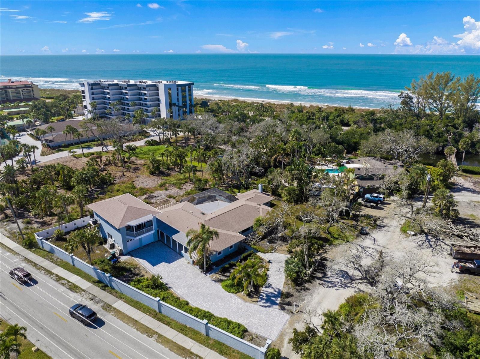 HERON LAGOON LODGES - Residential