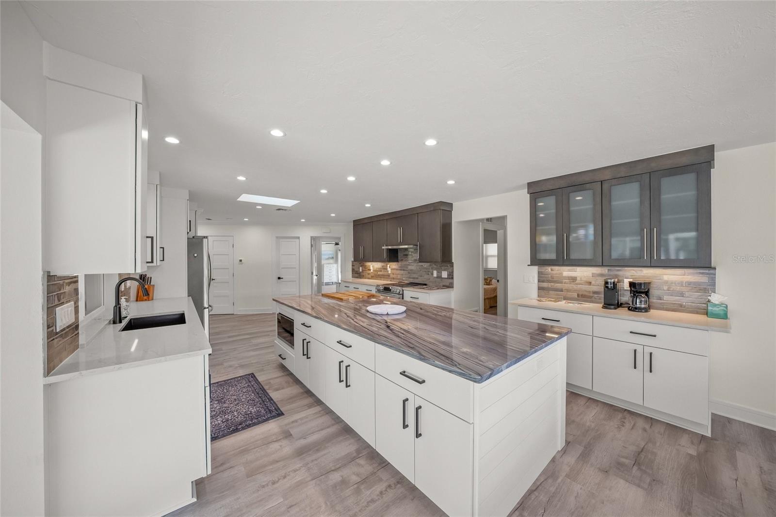 HERON LAGOON LODGES - Residential