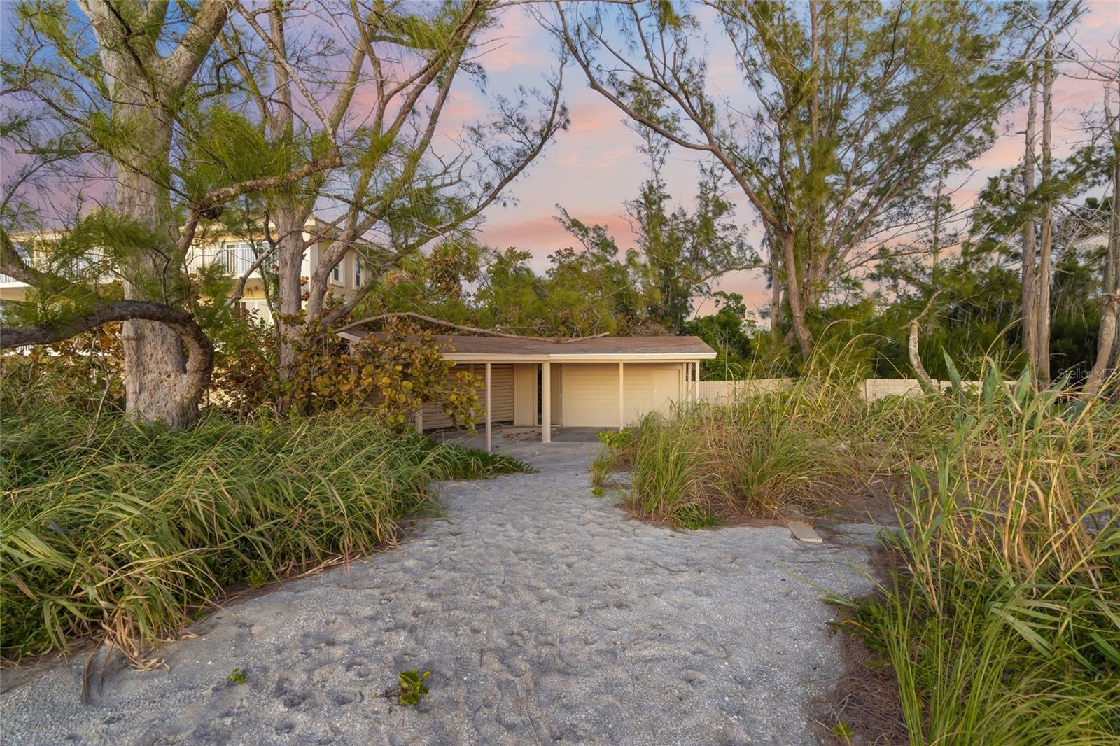 HERON LAGOON LODGES - Residential