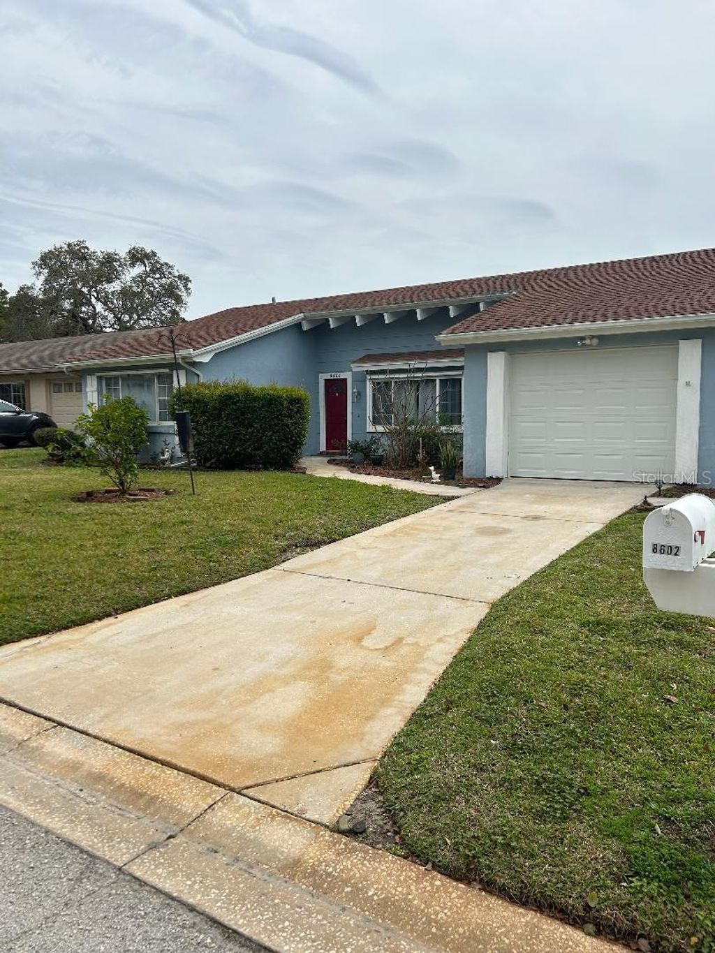Photo of 8602 Lincolnshire Drive, Hudson, FL 34667 (MLS # TB8426476)
