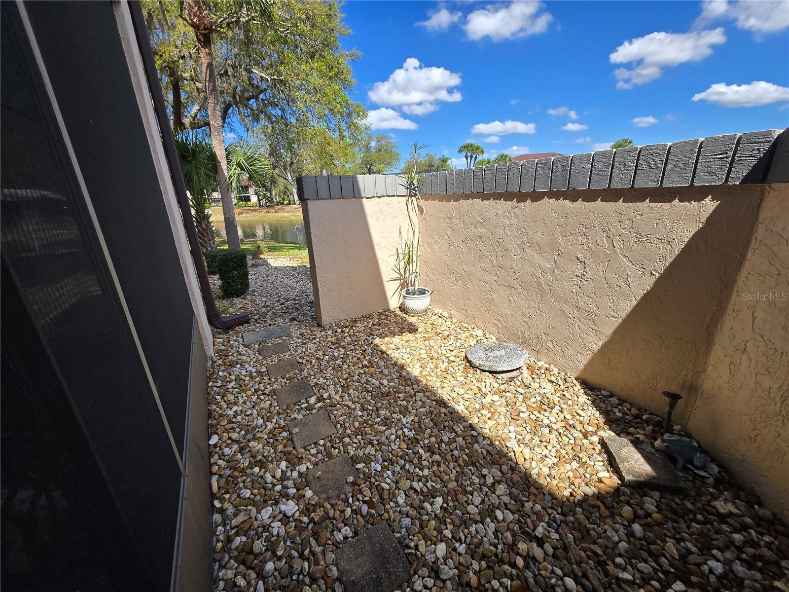 OAKS 04 - Residential