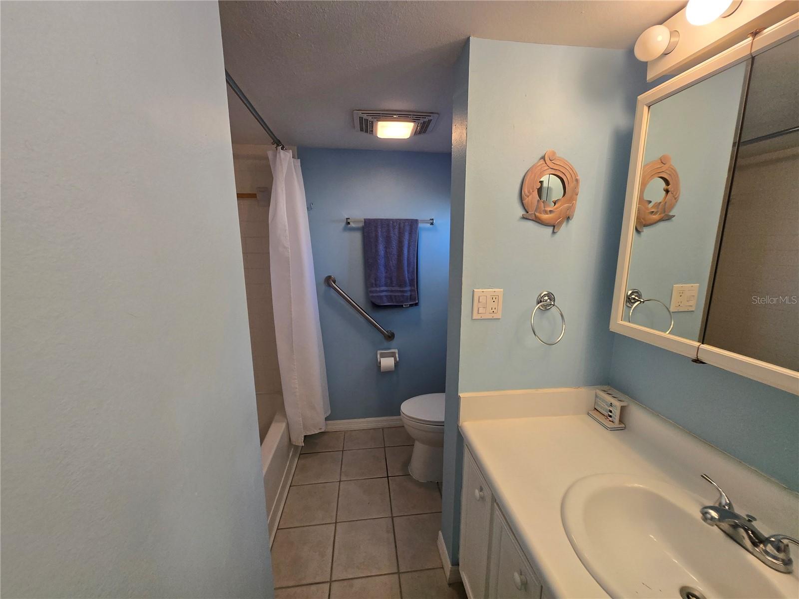 OAKS 04 - Residential