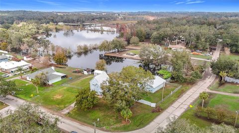 A home in DADE CITY