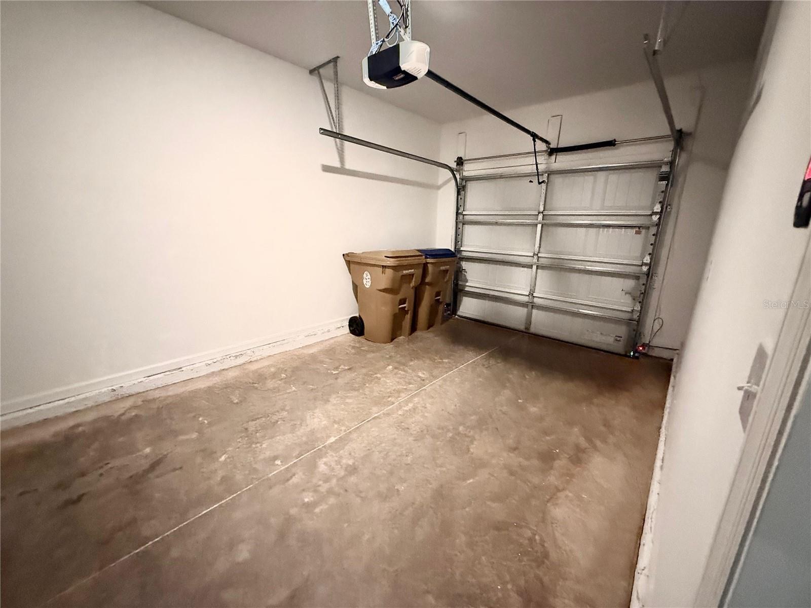 ASHFORD PLACE - Residential Lease