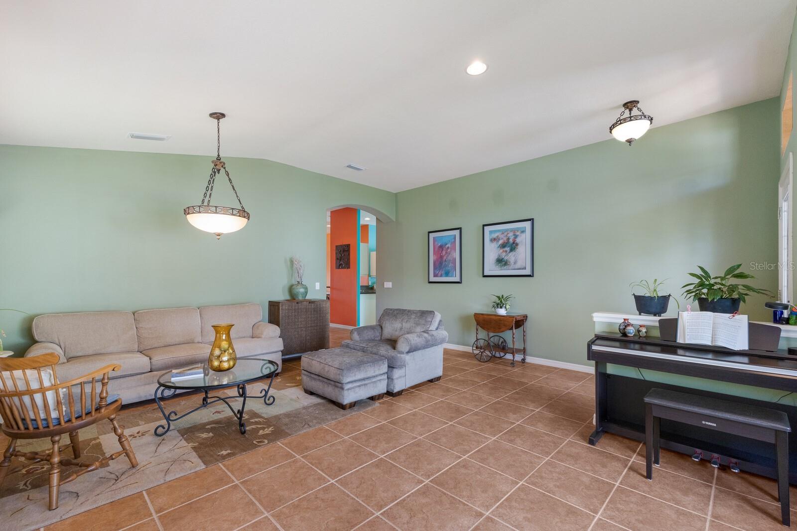5227 LANSDOWNE WAY