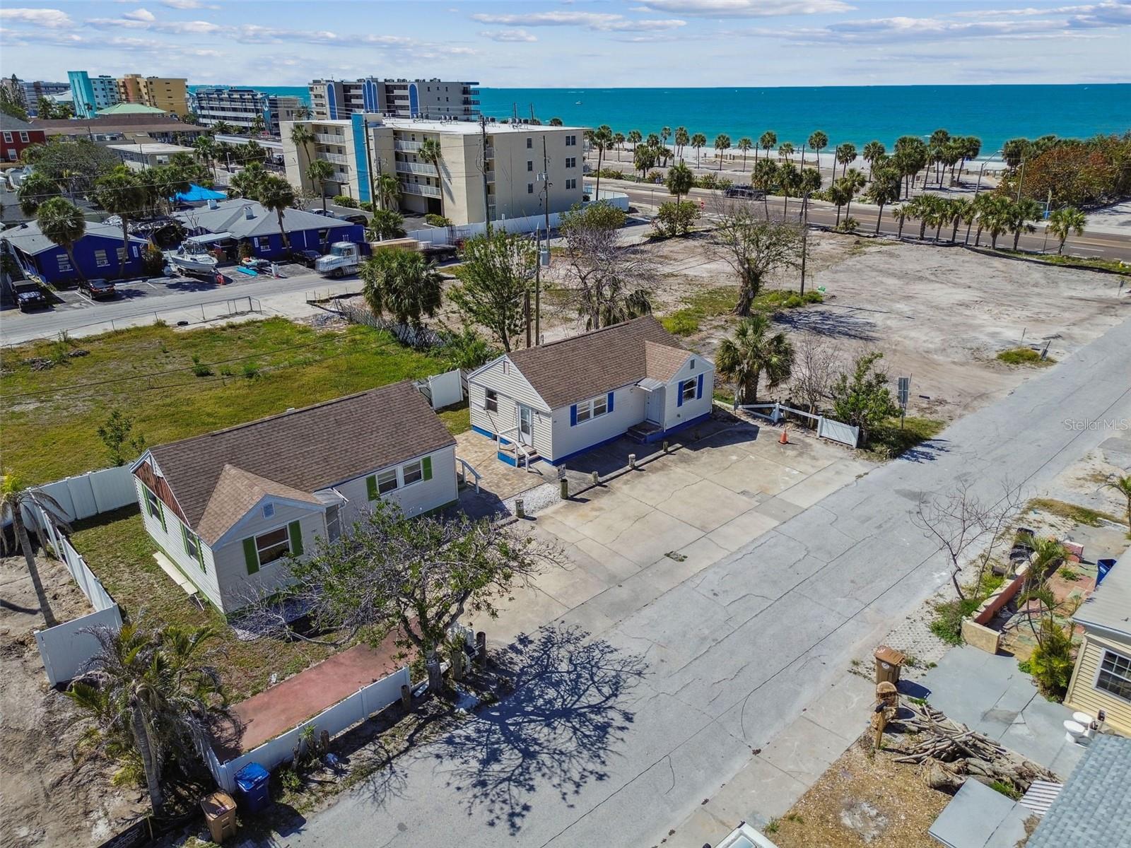 SUNNY SHORES - Residential