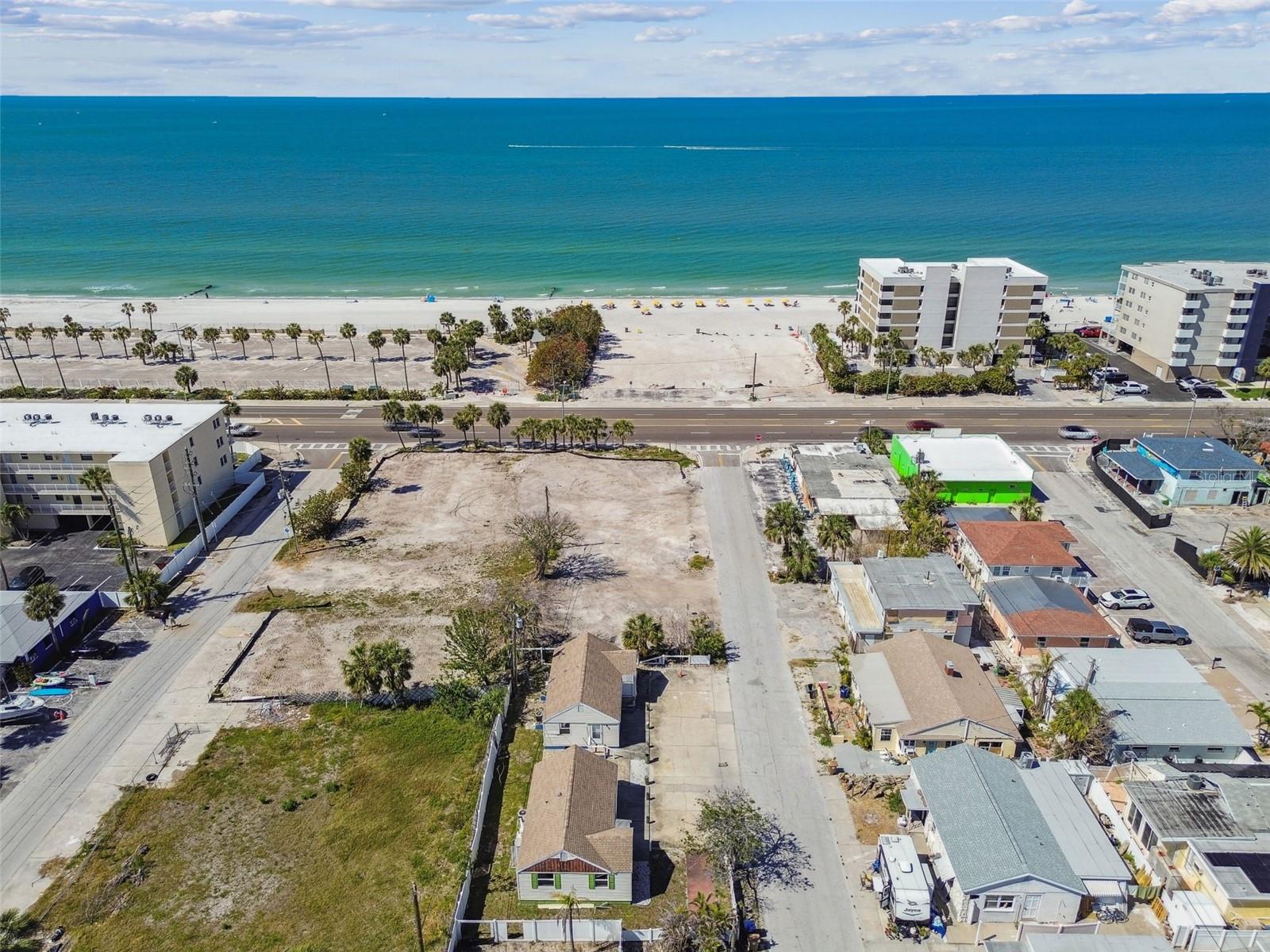 SUNNY SHORES - Residential
