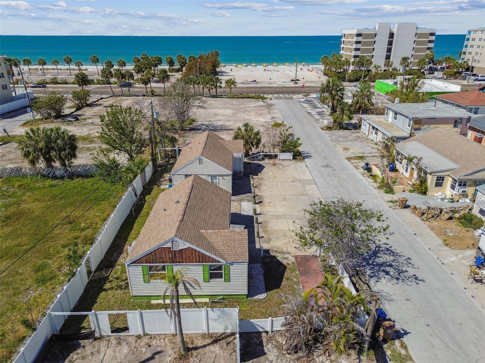 SUNNY SHORES - Residential