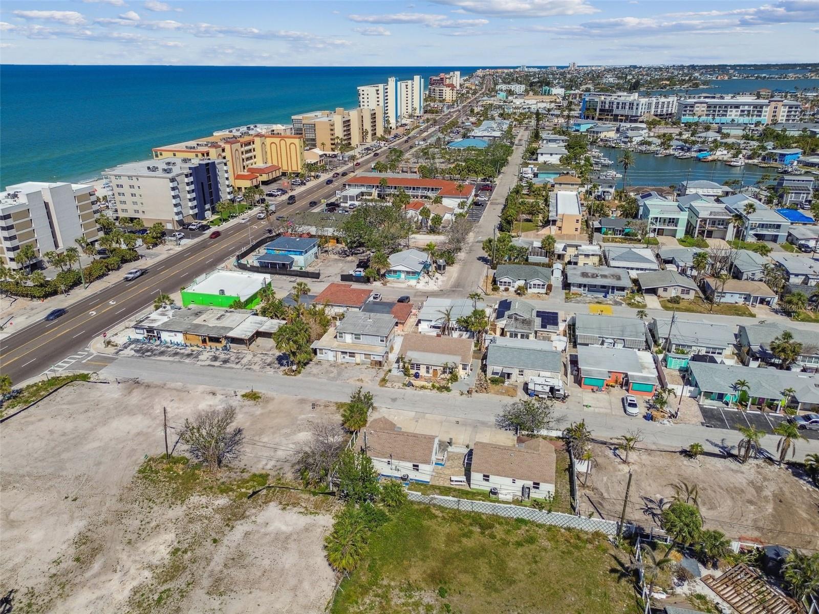 SUNNY SHORES - Residential