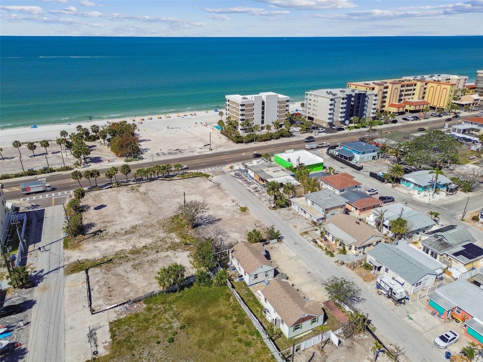 SUNNY SHORES - Residential