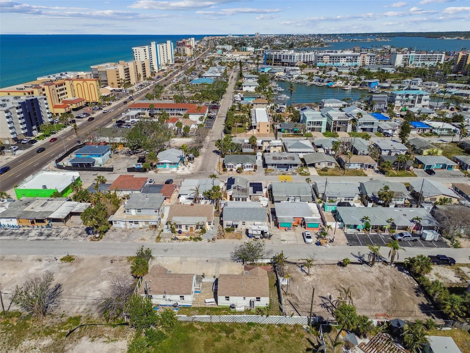 SUNNY SHORES - Residential